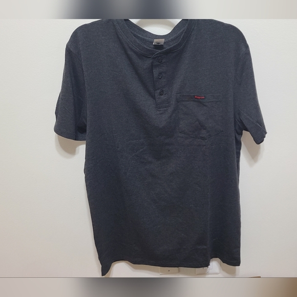 Snap on shirt/Large - Picture 3 of 5